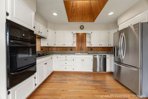 Tiny photo for 1007 BEAU BRUMMEL Drive, Sleepy Hollow, IL 60118 (MLS # 12498379)