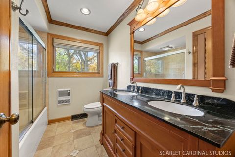 Tiny photo for 1007 BEAU BRUMMEL Drive, Sleepy Hollow, IL 60118 (MLS # 12498379)