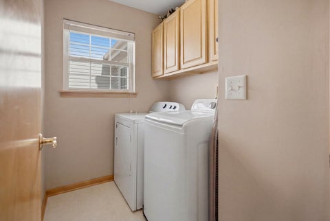 Tiny photo for 3332 Renard Lane, St. Charles, IL 60175 (MLS # 12706527)