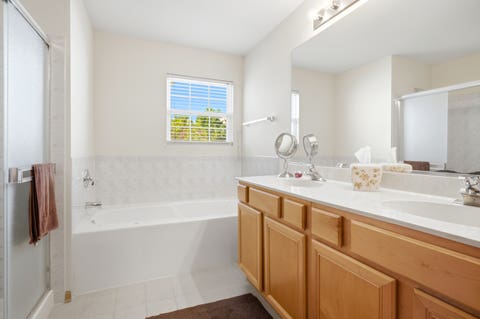 Tiny photo for 3332 Renard Lane, St. Charles, IL 60175 (MLS # 12706527)