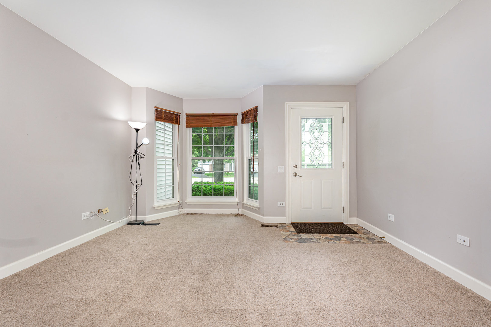 31 E Shagbark Lane