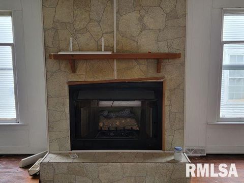 Tiny photo for 617 N 14TH Street, Herrin, IL 62948 (MLS # EB459566)