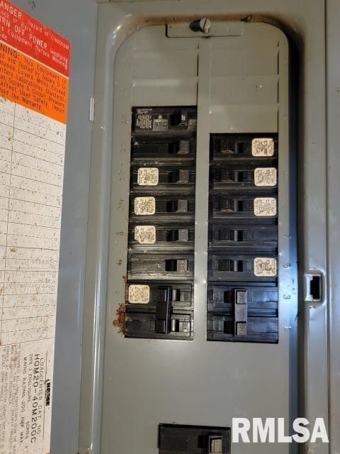 Tiny photo for 617 N 14TH Street, Herrin, IL 62948 (MLS # EB459566)