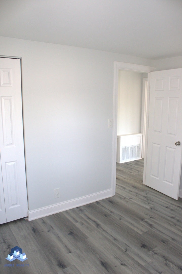 142 Adobe Circle