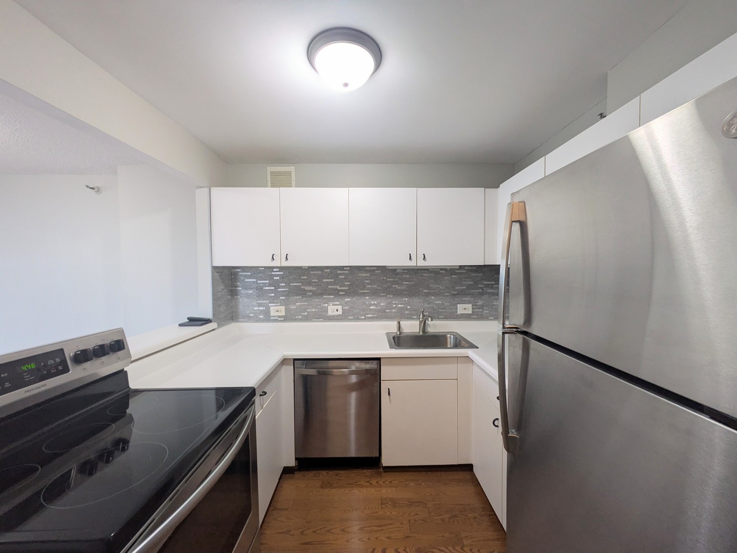 3660 N Lake Shore Drive 2008