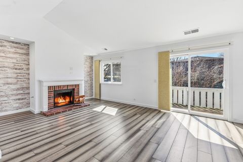 Tiny photo for 125 CLEVELAND Court #M2, Schaumburg, IL 60193 (MLS # 12598401)