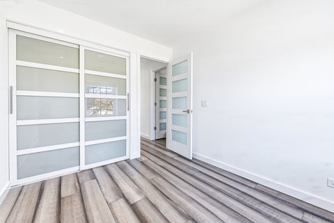 Tiny photo for 125 CLEVELAND Court #M2, Schaumburg, IL 60193 (MLS # 12598401)