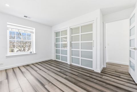 Tiny photo for 125 CLEVELAND Court #M2, Schaumburg, IL 60193 (MLS # 12598401)