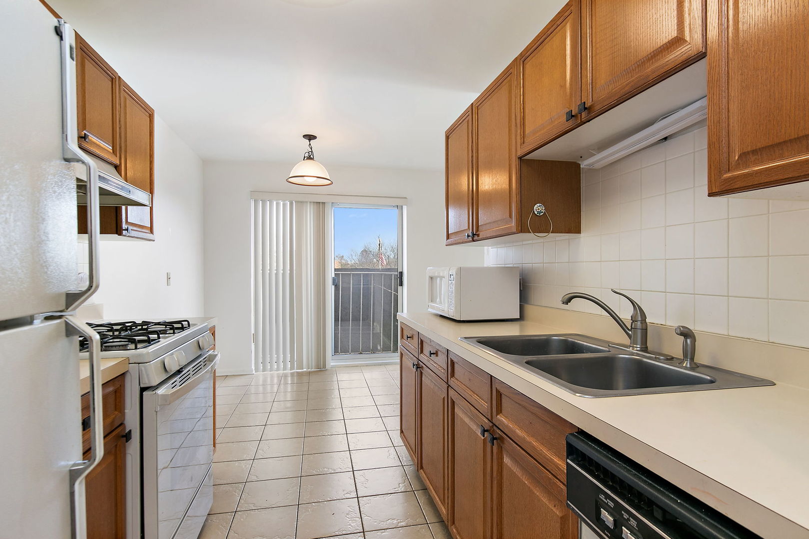 805 Leicester Road 211