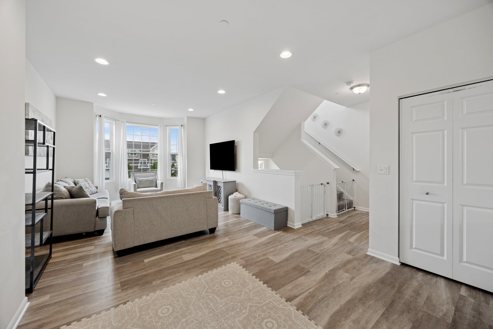 14042 S Belmont Drive