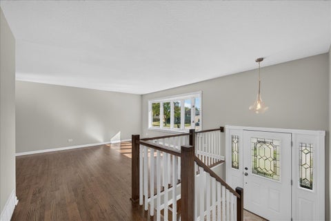 Tiny photo for 565 Arlene Drive, Wood Dale, IL 60191 (MLS # 12786262)