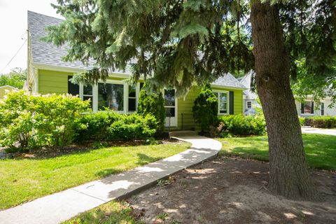 A home in Des Plaines