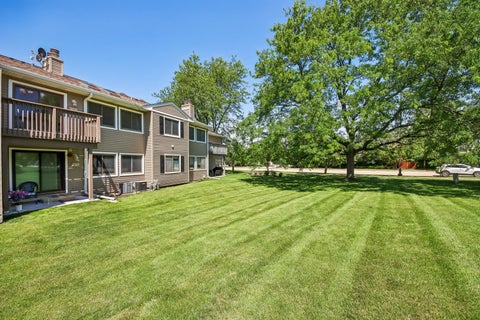 Tiny photo for 124 W Morningside Lane #124, Buffalo Grove, IL 60089 (MLS # 12676331)