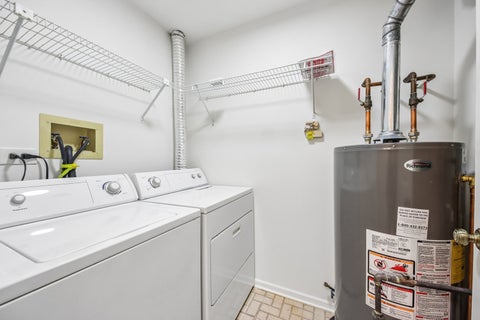 Tiny photo for 124 W Morningside Lane #124, Buffalo Grove, IL 60089 (MLS # 12676331)