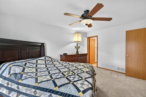 Tiny photo for 458 Lake Avenue, Crystal Lake, IL 60014 (MLS # 12455551)