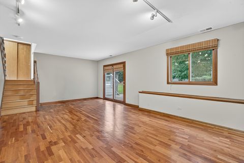 Tiny photo for 458 Lake Avenue, Crystal Lake, IL 60014 (MLS # 12455551)