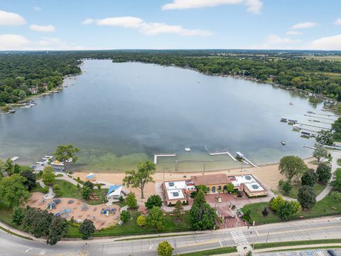 Tiny photo for 458 Lake Avenue, Crystal Lake, IL 60014 (MLS # 12455551)