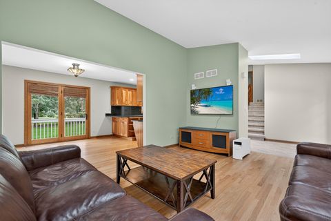 Tiny photo for 458 Lake Avenue, Crystal Lake, IL 60014 (MLS # 12455551)