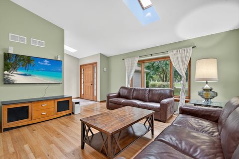 Tiny photo for 458 Lake Avenue, Crystal Lake, IL 60014 (MLS # 12455551)