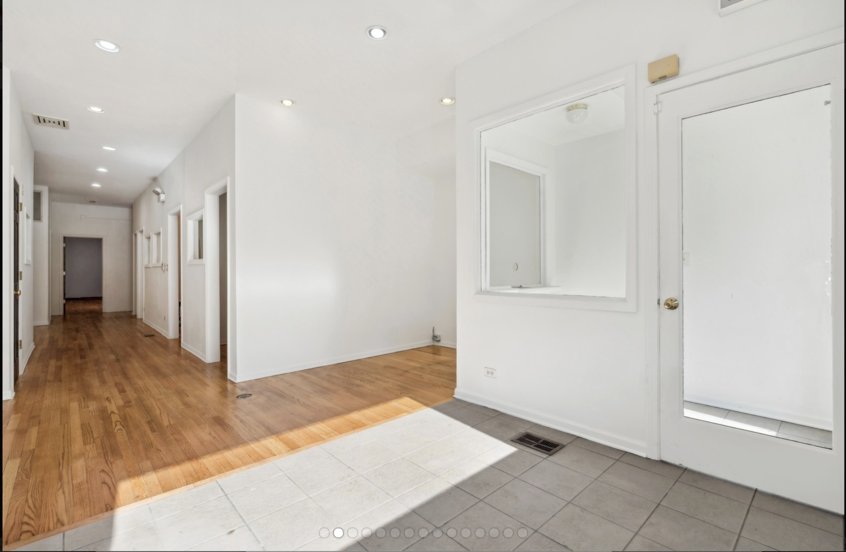 3043 N Ashland Avenue Store