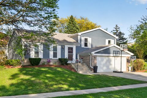 Photo of 701 Buffalo Circle, Carol Stream, IL 60188 (MLS # 12641193)