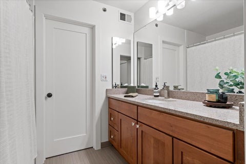 Tiny photo for 360 W Illinois Street #4E, Chicago, IL 60654 (MLS # 12772127)