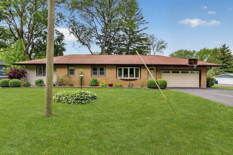 Photo of 2501 S Vaupell Drive, McHenry, IL 60051 (MLS # 12641746)