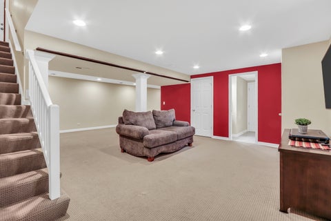 Tiny photo for 2501 S Vaupell Drive, McHenry, IL 60051 (MLS # 12641746)
