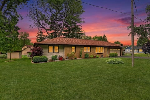 Tiny photo for 2501 S Vaupell Drive, McHenry, IL 60051 (MLS # 12641746)