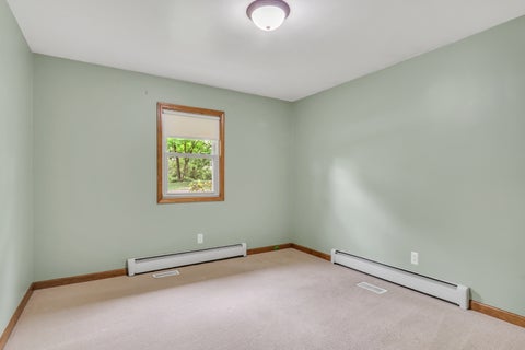 Tiny photo for 2501 S Vaupell Drive, McHenry, IL 60051 (MLS # 12641746)