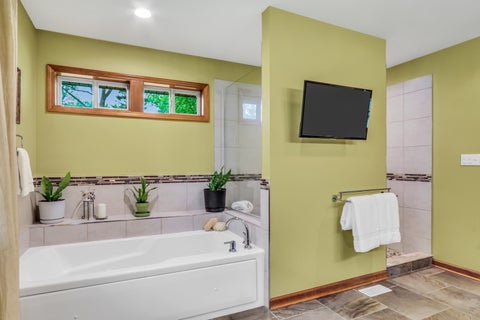 Tiny photo for 2501 S Vaupell Drive, McHenry, IL 60051 (MLS # 12641746)