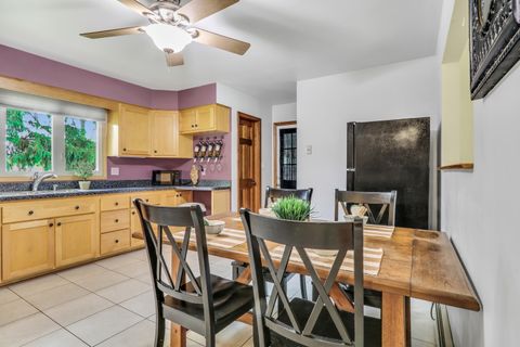 Tiny photo for 2501 S Vaupell Drive, McHenry, IL 60051 (MLS # 12641746)