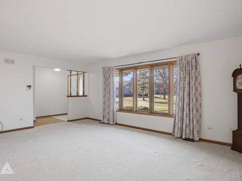 Tiny photo for 10815 Minnesota Court #10815, Orland Park, IL 60467 (MLS # 12560169)