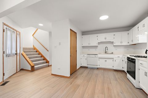 Tiny photo for 16538 Fairfax Court, Tinley Park, IL 60477 (MLS # 12608487)