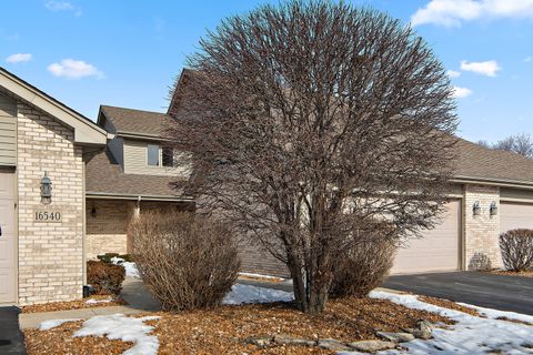 Tiny photo for 16538 Fairfax Court, Tinley Park, IL 60477 (MLS # 12608487)