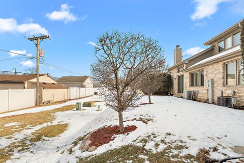 Tiny photo for 16538 Fairfax Court, Tinley Park, IL 60477 (MLS # 12608487)