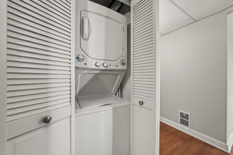 Tiny photo for 75 6th Avenue #302, La Grange, IL 60525 (MLS # 12514342)