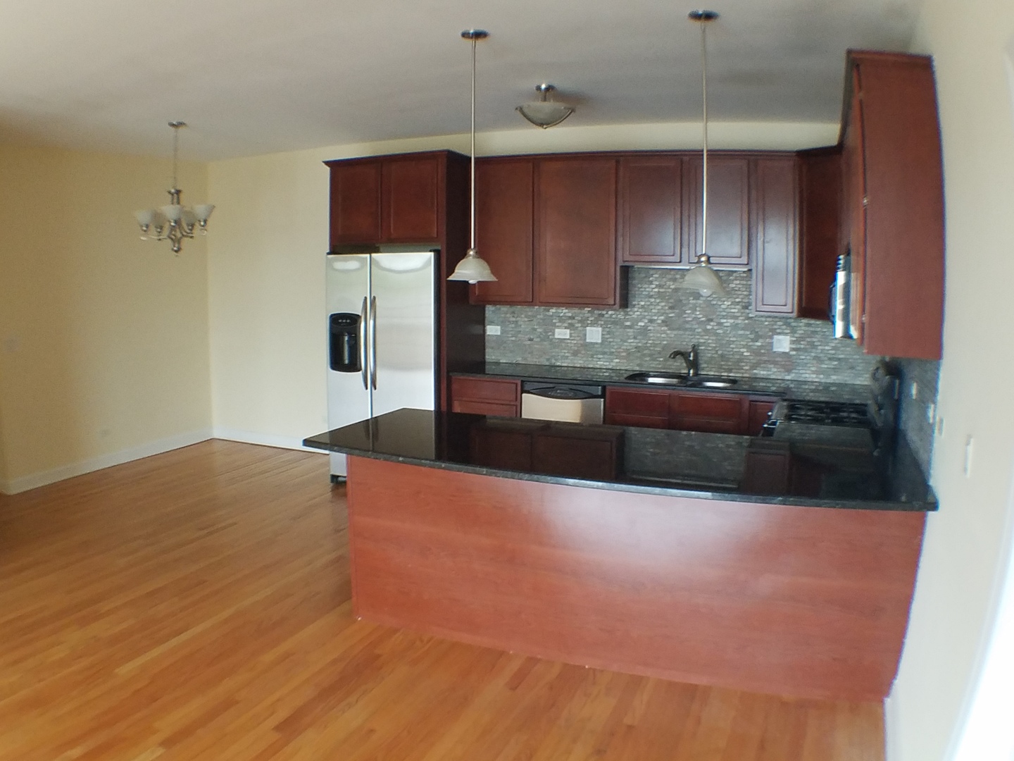 3152 W Devon Avenue 4A