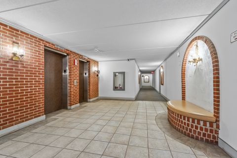 Tiny photo for 2086 Saint Johns Avenue #306, Highland Park, IL 60035 (MLS # 12531211)