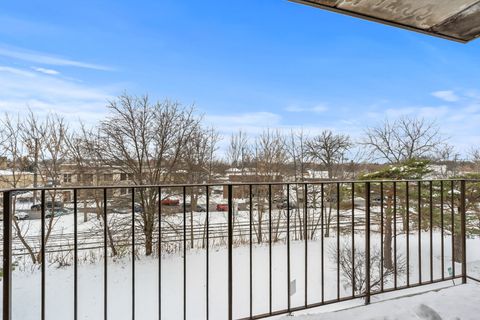 Tiny photo for 2086 Saint Johns Avenue #306, Highland Park, IL 60035 (MLS # 12531211)