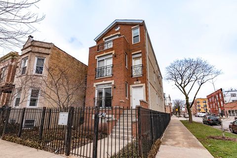 1401 N ARTESIAN Avenue 1 Chicago IL 60622