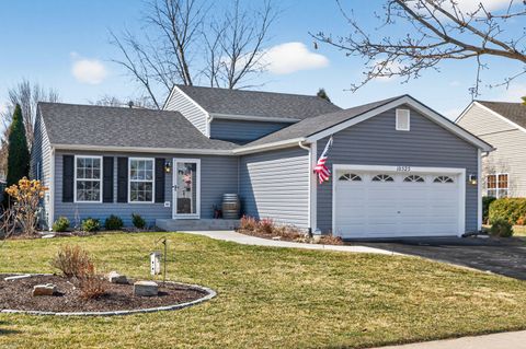 Photo of 10525 Casselberry S, Huntley, IL 60142 (MLS # 12576844)