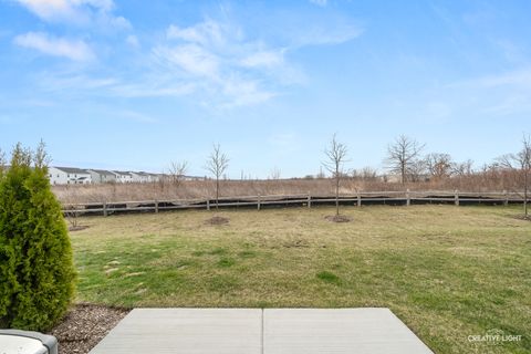 Tiny photo for 556 Comstock Road, South Elgin, IL 60177 (MLS # 12635484)