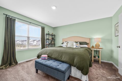 Tiny photo for 556 Comstock Road, South Elgin, IL 60177 (MLS # 12635484)