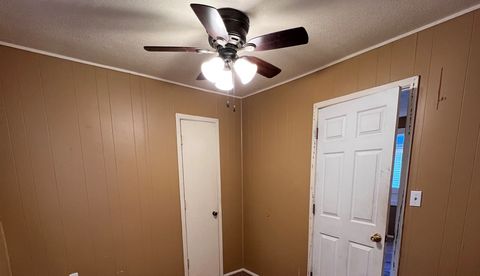 Tiny photo for 708 N Madison Street, Lincoln, IL 62656 (MLS # 12547876)