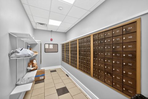 Tiny photo for 40 N Tower Road #9K, Oak Brook, IL 60523 (MLS # 12559398)