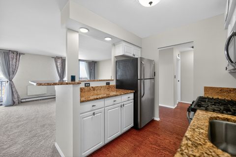 Tiny photo for 40 N Tower Road #9K, Oak Brook, IL 60523 (MLS # 12559398)
