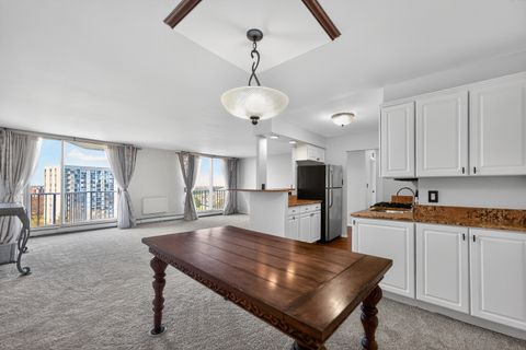 Tiny photo for 40 N Tower Road #9K, Oak Brook, IL 60523 (MLS # 12559398)