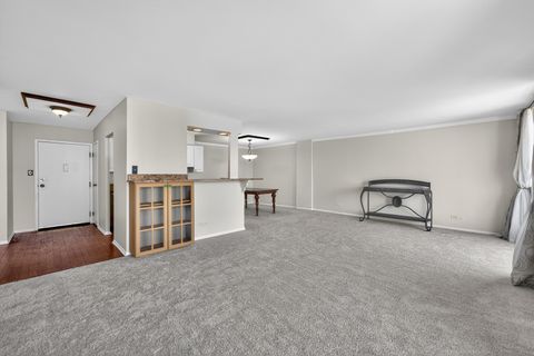 Tiny photo for 40 N Tower Road #9K, Oak Brook, IL 60523 (MLS # 12559398)