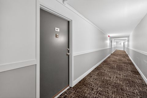 Tiny photo for 40 N Tower Road #9K, Oak Brook, IL 60523 (MLS # 12559398)